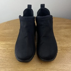 Ryka Black Suede Women’s Ankle Boots Size 7M - Picture 1 of 7