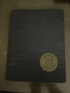 Vtg 1945 MIT Massachusetts Institute of Technology Technique Yearbook, WWII - Foto 1 di 3