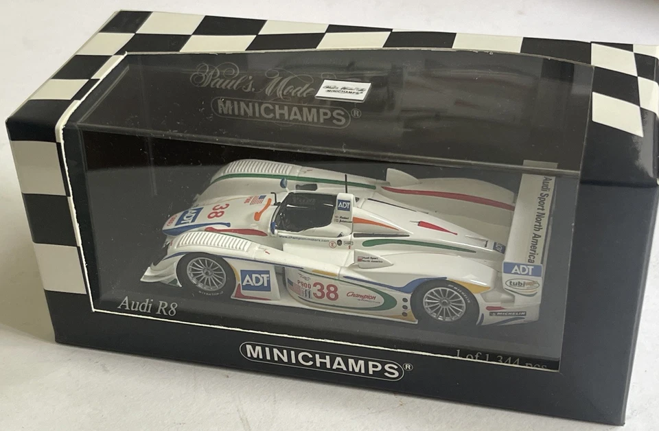 Minichamps 400 021338 Audi R8 гоночный автомобиль ALMS Petit Le Mans 2002 Herbert 1:43rd - Изображение 1 из 4