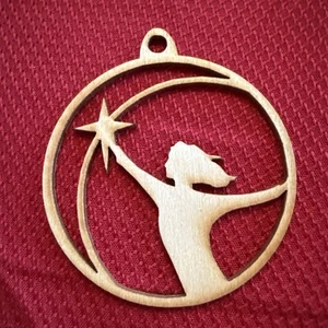 Adorno de madera American Heritage Girls - Imagen 1 de 5