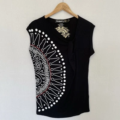 Camiseta DESIGUAL Mujer Talla Grande Negra Asimétrica Cuello en V Línea Larga Manga Corta Foto 1 de 4