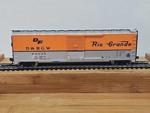 D&RGW 50' Insulated Boxcar RTR #64035  . - Picture 1 of 6