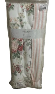 Laura Ashley Pink & Red Floral Reversible Blanket NWT Farmhouse - Cottage Viral - Picture 1 of 10