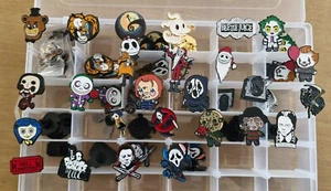 * HORRORFILM * Metall Emaille PIN BADGE * 70er 80er RETRO Goth Halloween UK - Bild 1 von 51