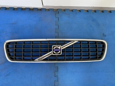 Parrilla de parachoques delantero Volvo S40 V50 2004-2007 con emblema genuino 8620116 Foto 1 de 4