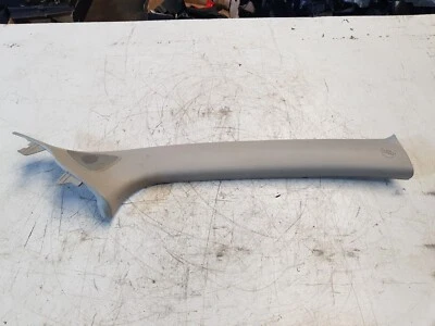 TOYOTA YARIS 1.5 HÍBRIDO GASOLINA 13-19 DELANTERO A PILAR CUBIERTA EMBELLECEDOR LADO DERECHO O/S/F Foto 1 de 4