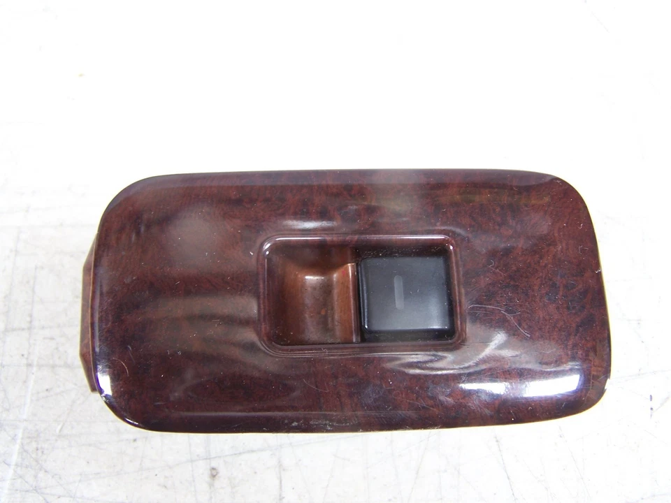 Infiniti I30 1996 interruptor de ventana trasero derecho madera moldura bisel Foto 1 de 1