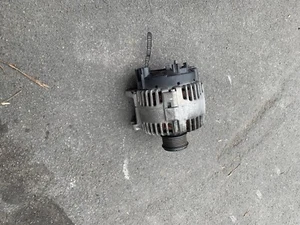VW Passart Lichtmaschine  - Bild 1 von 2