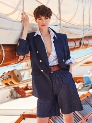 Banana Republic SZ 0 Captain's Blazer, Classic Navy Jacket Nautical Gold Buttons - Image 1 of 4