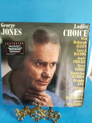 GEORGE JONES: LADIES CHOICE - LP Vinyl - 1984 - Epic FE 39727  - Image 1 of 4