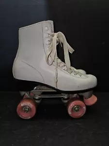 Pattini a rotelle vintage Chicago Roller Derby pelle bianca rosa ruote donna taglia 9 - Foto 1 di 14