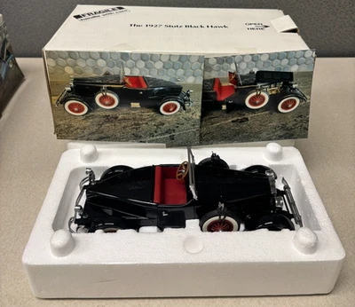 Danbury Mint 1927 Stutz Black Hawk 1:24 Scale Black w/ Red Interior Diecast - Image 1 of 2