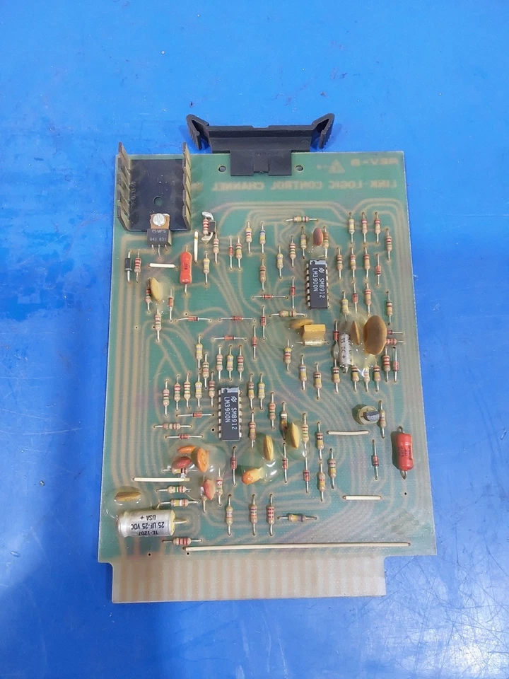 PLACA DE CIRCUITO LINK LOGIC CONTROL CHANNEL 501-3 REV-B  Foto 1 de 4