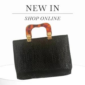 Vtg 1960s Black Metal Mesh Handbag Purse Lucite Handles Snap Closure 14" x 12.5" - Picture 1 of 4