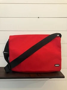 Cocoon Carrying Case 16" iPad Laptop iPhone Notebook Red Storage Travel Bag - Picture 1 of 5