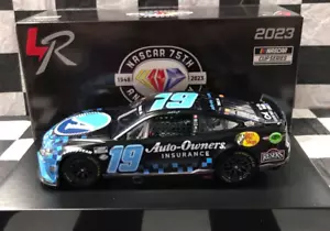 Martin Truex Jr #19 Auto-Owners Ins Throwback 2023 Camry 1:24 C192323AOSMT - Foto 1 di 9