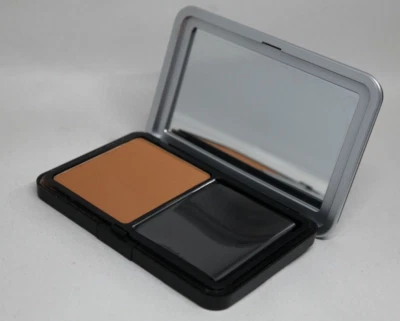 MAKE UP FOREVER Matte Velvet Skin Blurring Powder Foundation Y535 ~  .38 oz New - Image 1 of 4