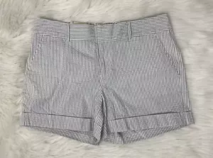 Maison Jules Sz 10 Gray White Striped Seersucker Maddie Everyday Short New - Picture 1 of 7