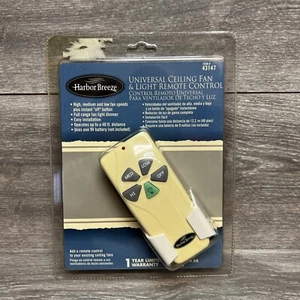 Harbor Breeze Universal Ceiling Fan Light Remote Control #43147 Model RC-103L - Picture 1 of 2