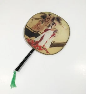 VINTAGE JAPANESE GEISHA GIRL HAND FAN STRETCHED SILK PADDLE STYLE BAMBOO HANDLE - Picture 1 of 7