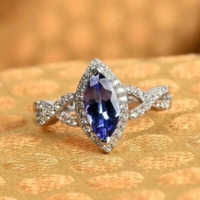 Anillo de boda de zafiro azul creado en laboratorio de corte marquesa de 2 quilates enchapado en oro blanco de 14 k Foto 1 de 4