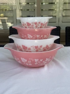 Pyrex Pink Gooseberry Cinderella Mixing Bowls Complete set of 4 - Picture 1 of 16