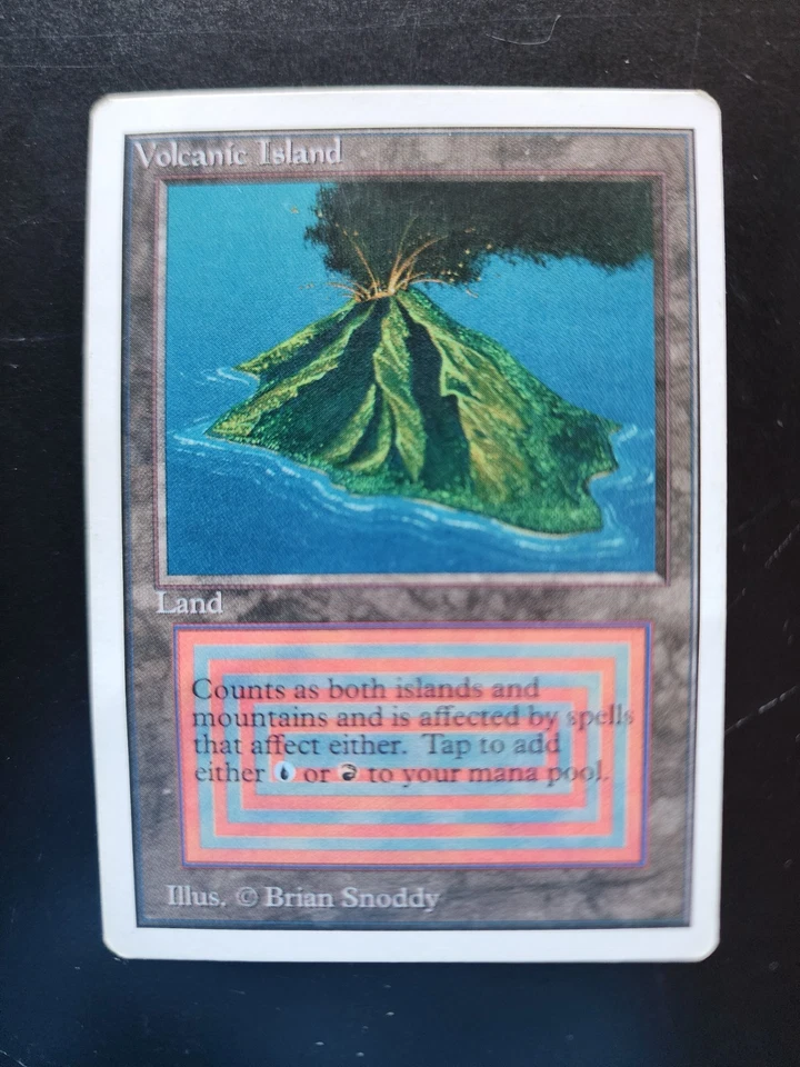 Volcanic Island Magic: the Gathering MTG x1 Unlimited Edition Moderately Played - Image 1 of 4