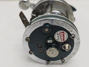 Heddon 499 Conventional Baitcasting Fishing Reel Vintage - Picture 1 of 7