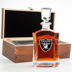 Las Vegas Raiders – Full Color Team Logo Capital Decanter in Rustic Wood Box - Picture 1 of 11