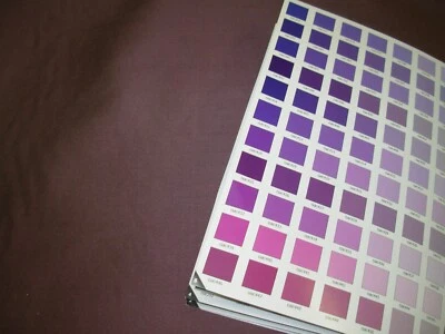 TELA TAPICERÍA CORTINAS CIRUELA MORADA FORRADA 100 % SEDA 10 YARDAS POR MENOS Foto 1 de 2