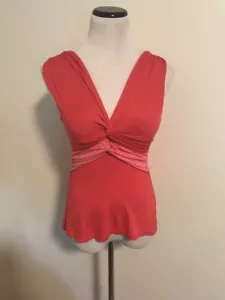BEBE HOT PINK V-NECK TOP Blouse Shirt SIZE X-SMALL Back Tie NWOT - Picture 1 of 5