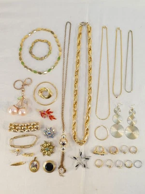 LOT de BIJOUX nº3 - Immagine 1 di 4