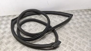MINI HATCH COOPER S DOOR RUBBER SEAL (FITS ON BODY OF CAR) FRONT PASSENGER 2004 - Picture 1 of 5
