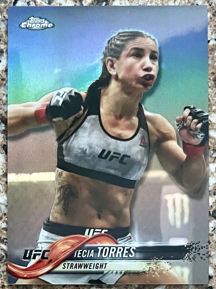 2018 Topps Chrome UFC TECIA TORRES Refractor #48 🔥 - Image 1 of 2