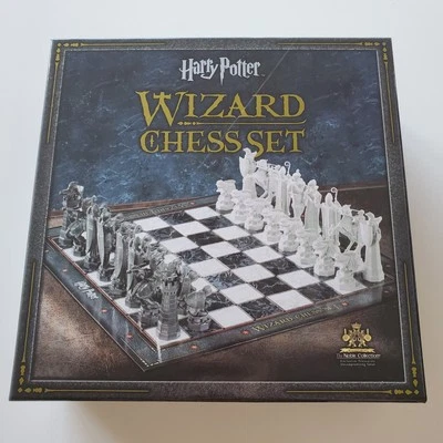 Harry Potter Wizard Chess Set, The Noble Collection NN7580, MINT Condit COMPLETE - Image 1 of 4