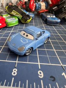 Disney Pixar Cars Movie SALLY CARRERA Diecast Fahrzeug blau Actionfigur 24252 - Bild 1 von 2