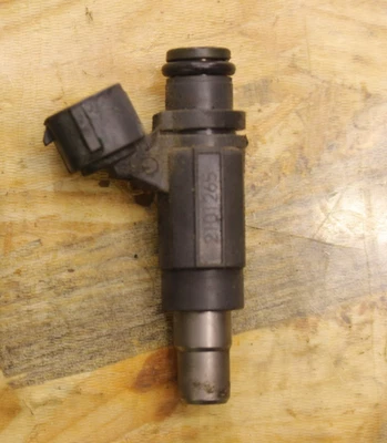 Ducati Diavel 1200 2011 2012 2013 2014 fuel injector main assy gas petrol - Image 1 of 4