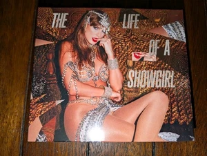 Taylor Swift The Life Of A Showgirl It's Beautiful Limited Deluxe CD NEW - Foto 1 di 5