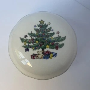 Plato Bon Bon cubierto de Navidad Nikko 5” - Ideal para baratijas, joyas, dulces, etc. - Imagen 1 de 7