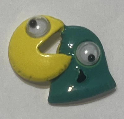 Pin de esmalte verde y amarillo Pac-Man & Ghost  Foto 1 de 2