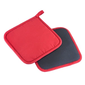 Thiru Topflappen 2er Set aus Baumwolle mit rutschfestem Neopren und Aufhängöse - Bild 1 von 8