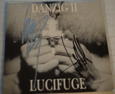 Danzig II Lucifude 1990 First Press Autographed Cd By Danzig + Eerie Von Rare - Image 1 of 4
