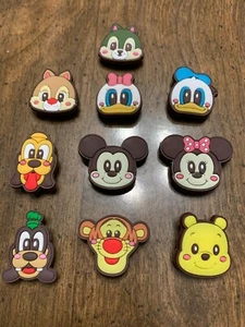 Mickey, Minnie, Chip & Dale, Pooh, Goofy 10 Stck. Schuh Charms Armband Charms - Bild 1 von 2