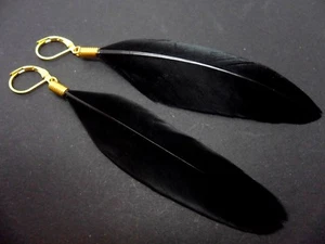 A PAIR OF LONG GOLD/BLACK FEATHER DANGLY LEVERBACK HOOK EARRINGS. - Picture 1 of 1