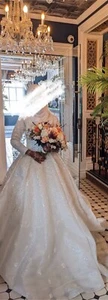 wedding dress - Picture 1 of 5