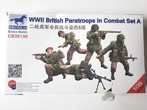 Bronco 1:35 WWII British Paratroops In Combat Set A 5 Figure Model Kit CB35130