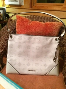 NWT MICHAEL KORS NICOLE LARGE SHOULDER BAG TOTE LEATHER - Optic White - Picture 1 of 12