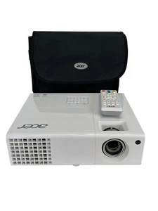 Acer P1173 DLP Projector Portable Home Theater 1080p HDMI QSV1308 with Remote - Picture 1 of 11