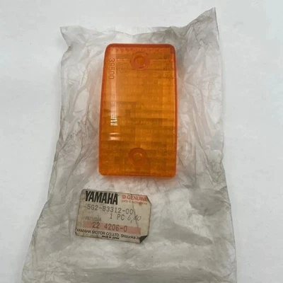 YAMAHA CRISTAL PROTECTOR, LENTE INTERMITENTE, FLASH XJ750 XJ900F 5G2-83312-00 NOS XX35917 Foto 1 de 4