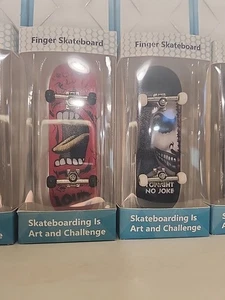 (Lotto di 2) Mini Skateboard professionale con tastiera in legno - Foto 1 di 1